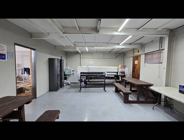 285M² WAREHOUSE TO LET IN SPARTAN